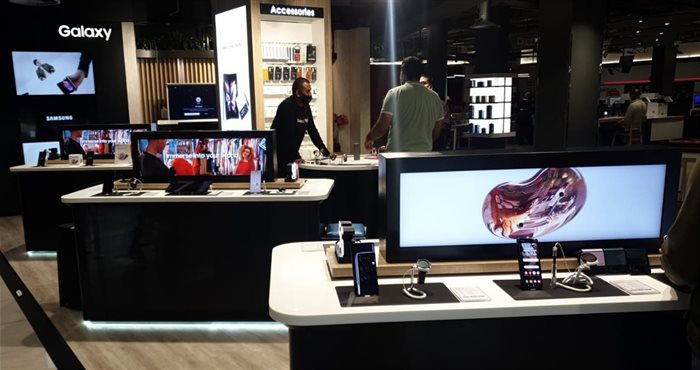 Non-touch technologies at a Samsung store. Source: Supplied